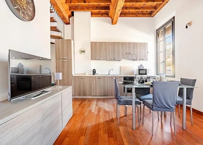 Rifugio D'incanto Tra I Tetti Estensi * 费拉拉